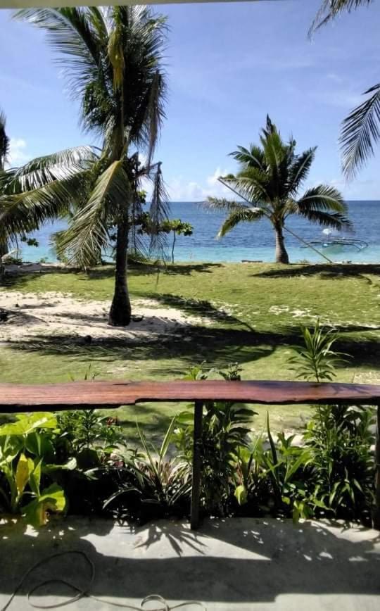 Anajawan Island Beachfront Resort General Luna  Buitenkant foto